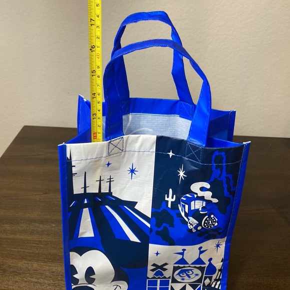 Disney Magic Kingdom Reusable Bag - Picture 6 of 6